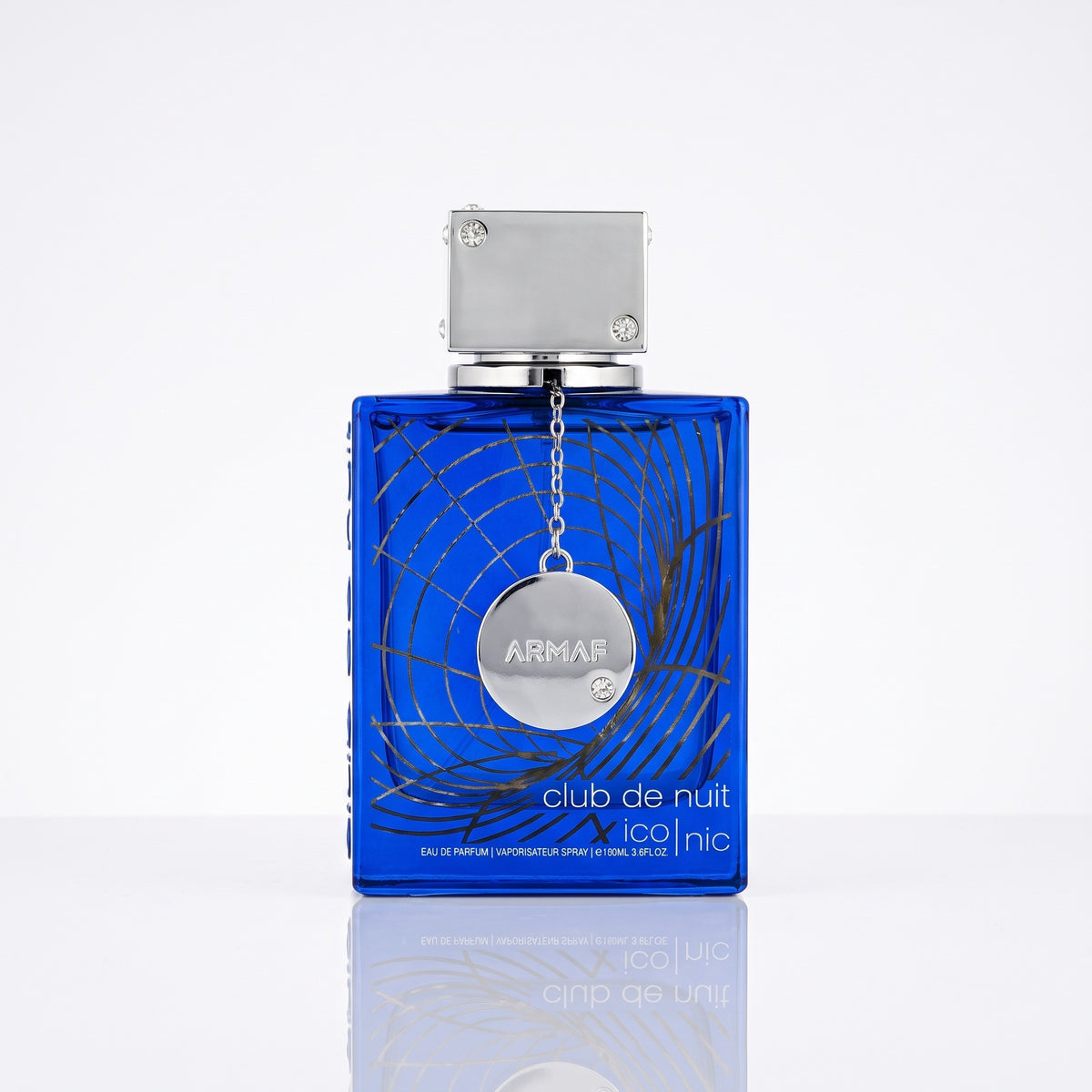 Perfume árabe Armaf Club de Nuit Blue Iconic EDP masculino 105ml em fundo branco