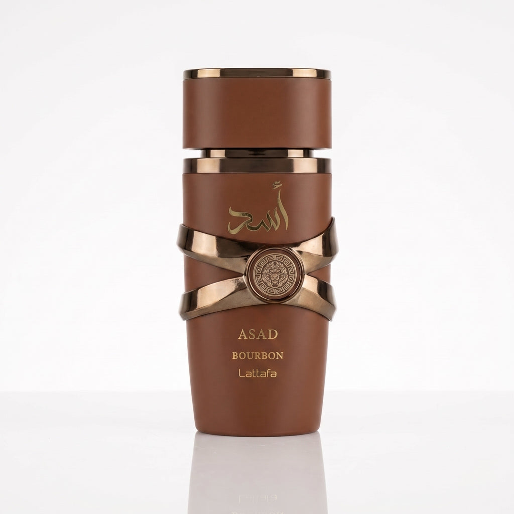 Frasco do perfume Lattafa Asad Bourbon EDP masculino 100ml em fundo branco.
