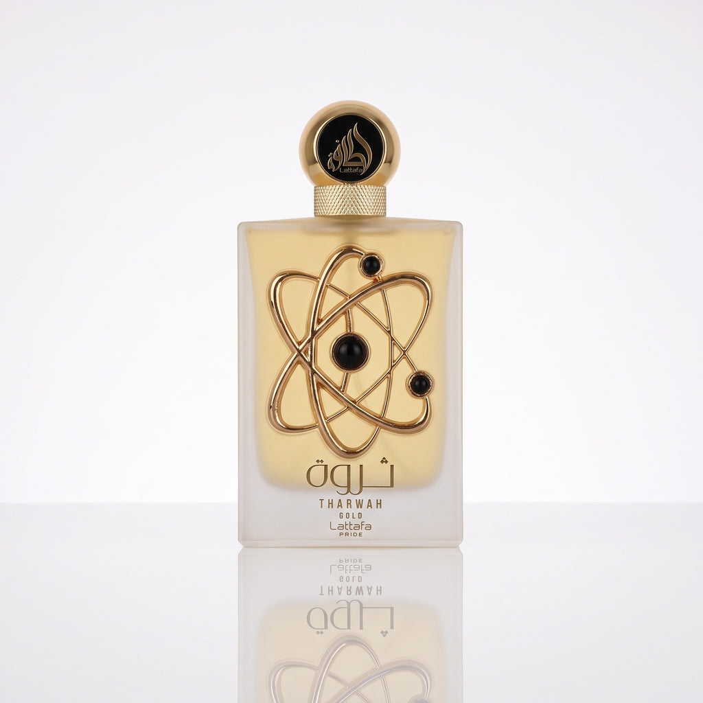 Perfume árabe feminino Lattafa Tharwah Gold EDP 100ml em fundo branco