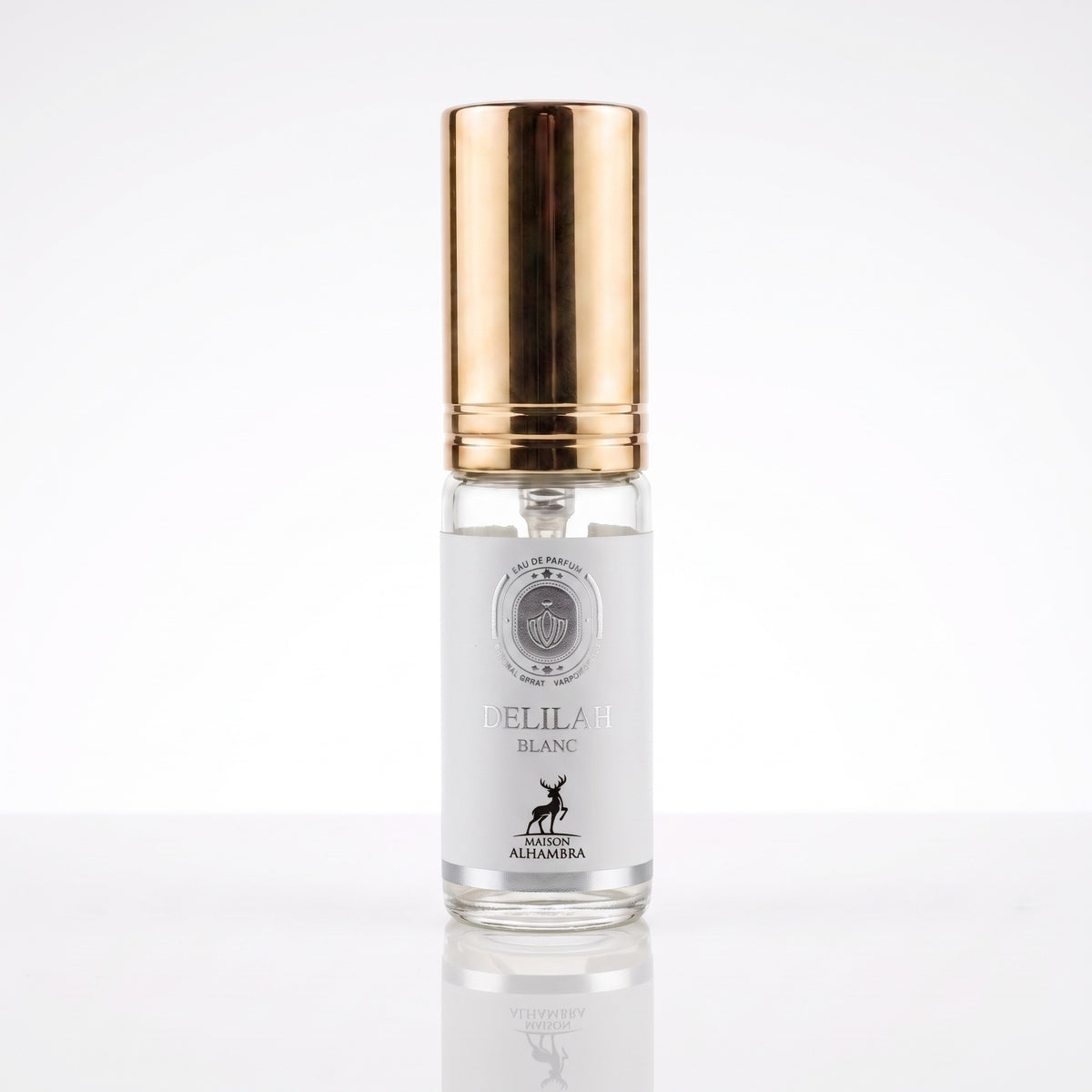Decant do perfume Maison Alhambra Delilah Blanc EDP feminino em fundo branco