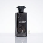 Perfume árabe Maison Alhambra Mindset EDP masculino 100ml em fundo branco