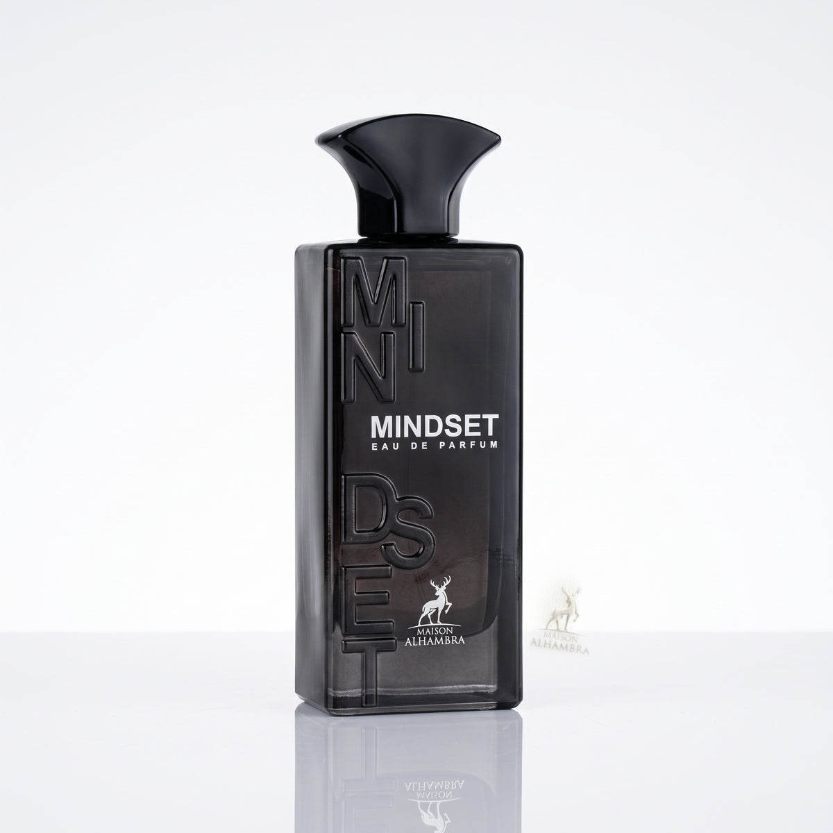 Perfume árabe Maison Alhambra Mindset EDP masculino 100ml em fundo branco