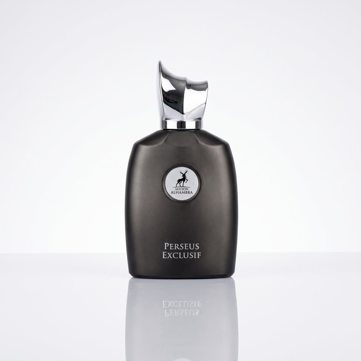 Perfume árabe masculino Maison Alhambra Perseus Exclusif EDP 100ml em fundo branco