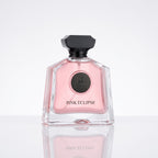 Perfume Árabe Maison Alhambra Pink Eclipse EDP Feminino 100ml em fundo branco