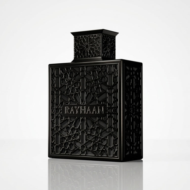 Frasco Rayhaan Obsidian preto fotografado em perspectiva com relevo geométrico